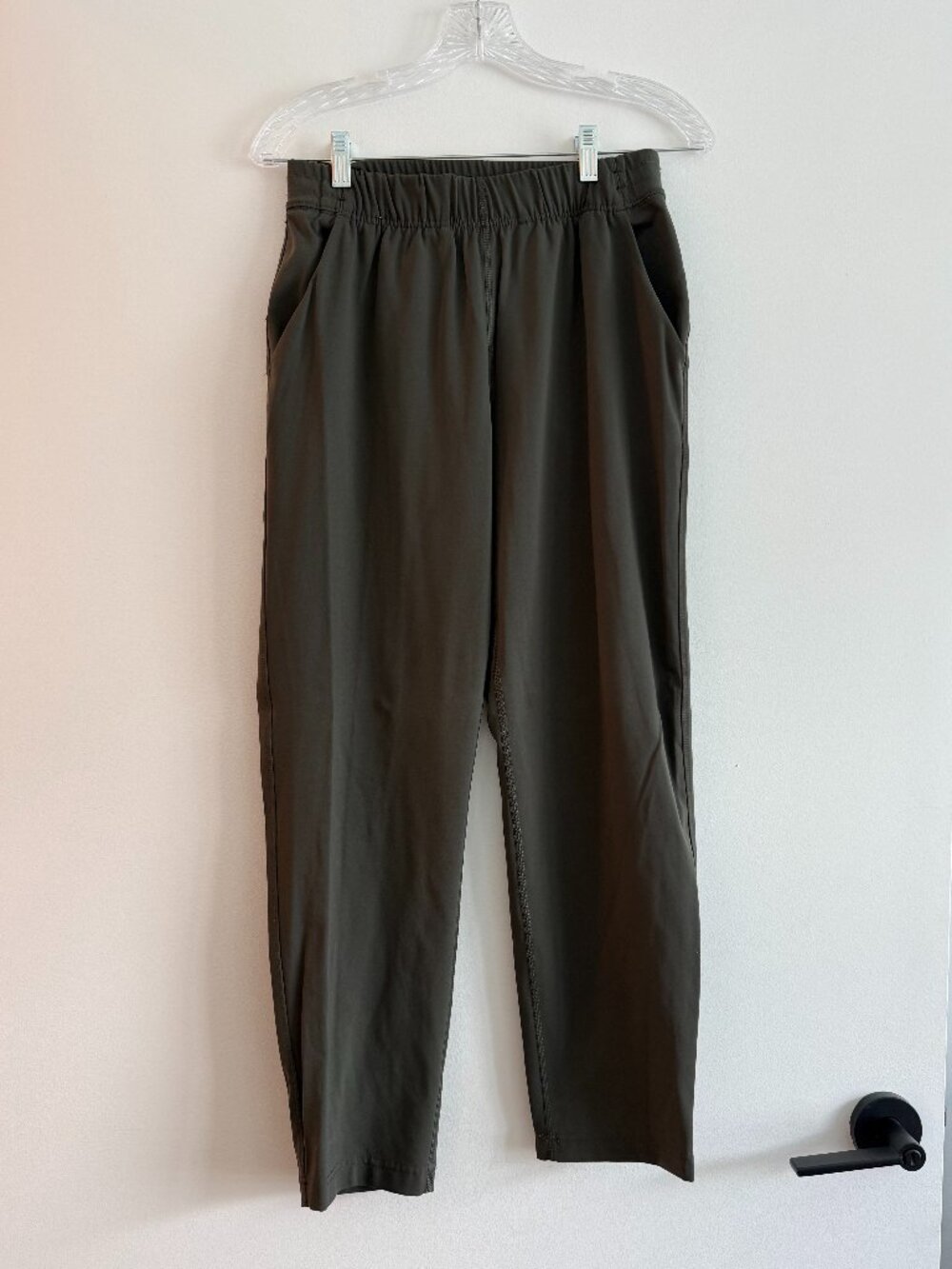 Aritzia Babaton Olive Green High-Waisted Pants – Size M